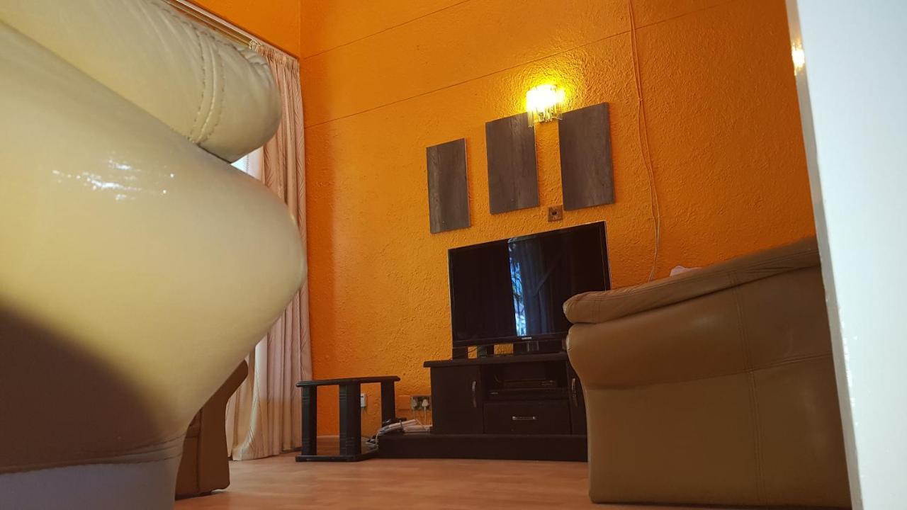 Lolo'S 1Bed Apt-Best Location-2Balconies Harare Eksteriør bilde